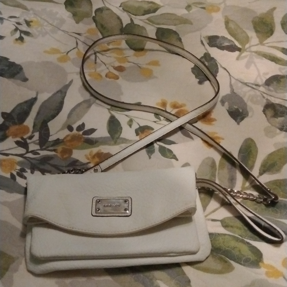 Nine West wristlet/ dress occasion bag